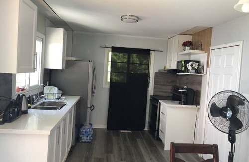 Peterborough Cottage | Waterfront Cottage on Rice Lake- Sleeps 8, Conveniently Located Near Amenities