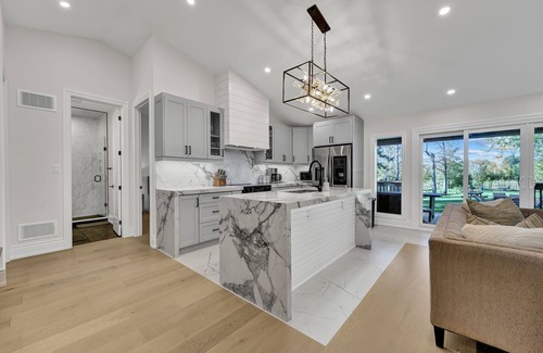 Kirkfield House | Waterfront Cottage (Built in 2024) Sauna/Hot Tub/Events Welcome