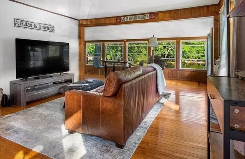 South Casco House | Waterfront cottage in protected cove. Private dock. Close to sand bar!