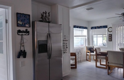 Weeki Wachee Gardens House | WATERFRONT COTTAGE w/ACCESS TO WEEKI WACHEE RIVER & GULF FRESHLY REMODELED!