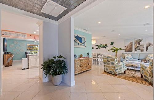 Anona Villa | Waterfront Cove Paradise with Pool and Canoes - Dolphin and Manatee Viewpoint