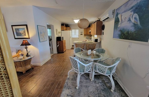 Hudson Cottage | Waterfront Cozy Cottage On Cow Creek With Dock, Canoe, Kayaks, Fishing
