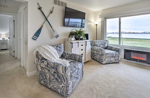 Casco House | Waterfront East China Home with Dock and Patio!