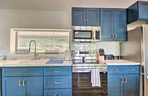 Gravois Mills House | Waterfront Escape: Ozarks Home + Guest House!