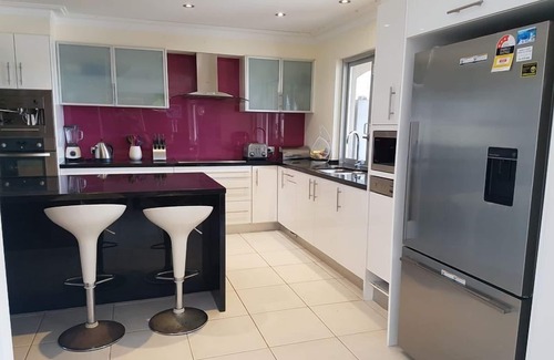 Broadbeach Waters House | Waterfront Family Paradise, Pet Friendly, Broadbeach location location location