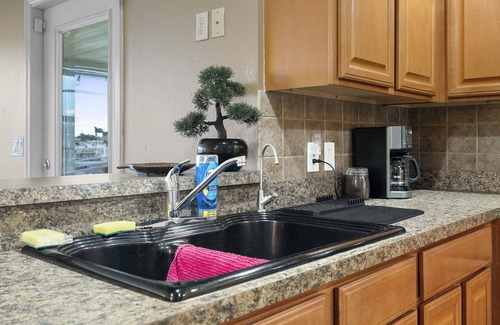 Flor-a-mar House | Waterfront Family Fun 3b/2b near Hudson Beach