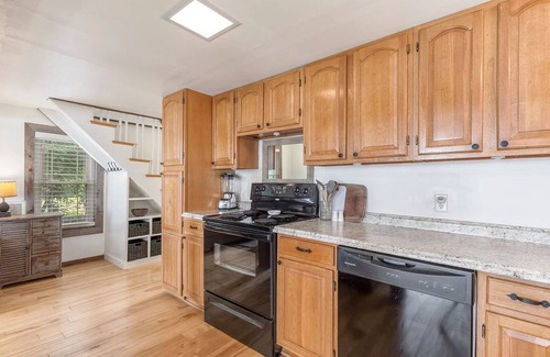 Copeland House | Waterfront Family Getaway Duo Homes Sleeps 18 w/Private Dock on Grand Lake