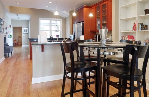 Fells Point House | Waterfront Gem : Charming Oasis with Private Balcony on Fell's Point Pier