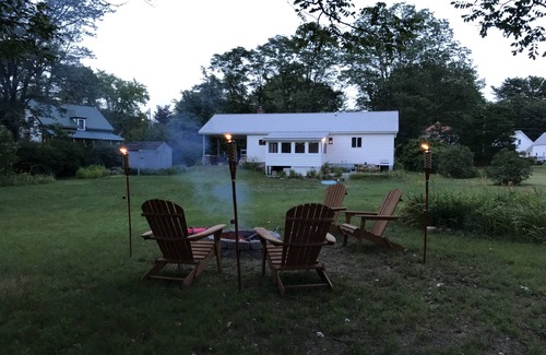 Conway House | Waterfront Gem Near Everything in Conway for your Summer Family Fun!