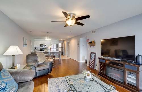 Osage Beach Condo | Waterfront Gem w/Balcony & Views in Osage Beach