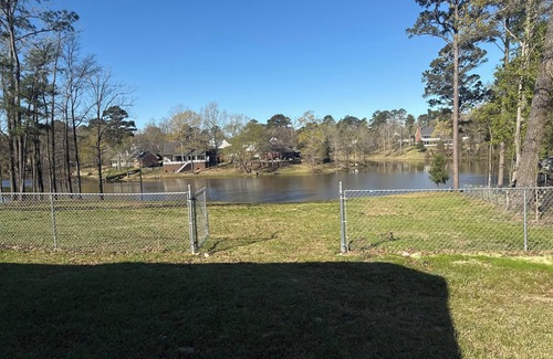 Claiborne Cottage | Waterfront Getaway