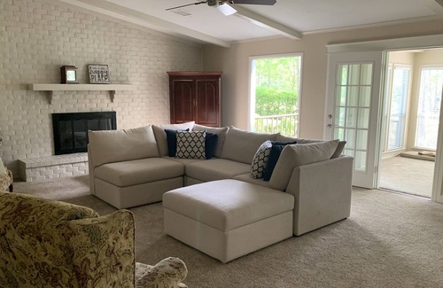 Holly Lake Ranch House | Waterfront, golf course home with resort amenities, 3 bedroom, 3 bath, sleeps 8.
