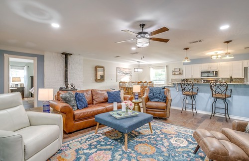 Gordon House | Waterfront Gordon Retreat w/ Hot Tub & Boat Dock!