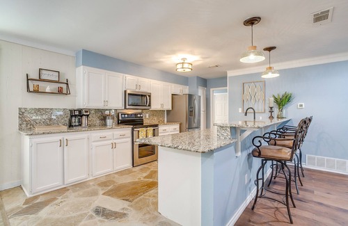 Gordon House | Waterfront Gordon Retreat w/ Hot Tub & Boat Dock!