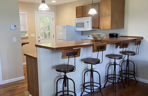 Town of Southold Town Cottage | Waterfront Guest Cottage