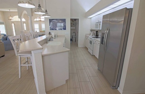 White Marsh House | Waterfront Haven: SW Facing Pool and Spa #10