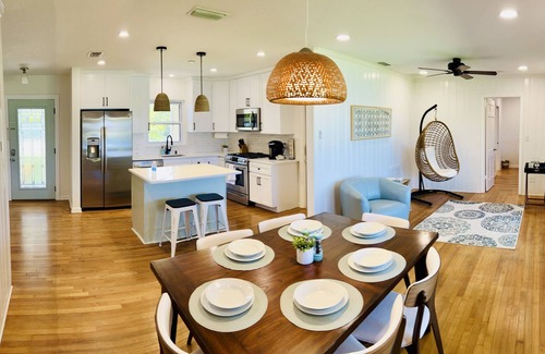Safety Harbor House | Waterfront Home - Luxury Relaxation - Heart of Safety Harbor
