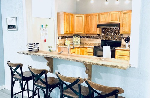 Eufaula House | Waterfront home on Eufaula - WHITE SANDY BEACHES and amazing outdoor patio/bar!