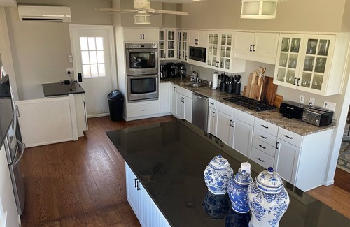 Branford House | Waterfront home- Sleeps 10 - private beach-epic pool
