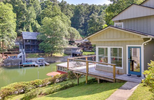 Lake Lure House | Waterfront Home with Dock Access on Lake Lure!