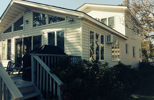 Jamesport House | Waterfront home with private beach on Peconic Bay