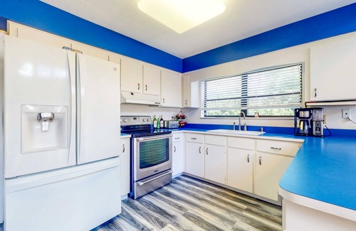 Putnam Hall House | Waterfront home with private hot tub, arcade room & firepit - dog-friendly
