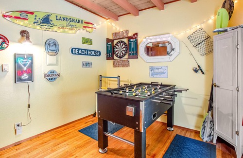 Hoodsport House | Waterfront home with private dock, kayaks, paddleboat, large deck & game room