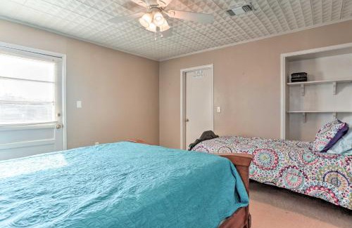 Negreet House | Waterfront House on Toledo Bend with Private Dock!