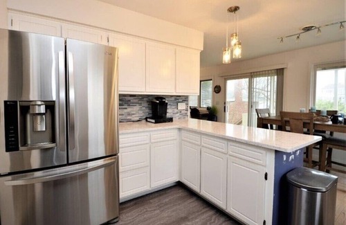 East Quogue House | Waterfront in the Hamptons - Enjoy all Fall has to offer out East!