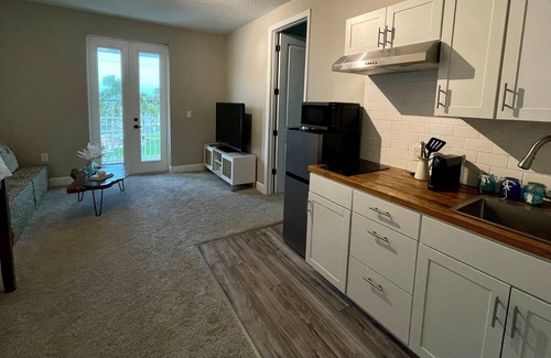 Cocoa Apartment | Waterfront Indian River Apartment with Access to Dock