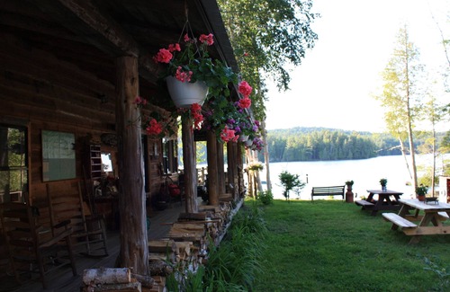 Saranac Lake Apartment | Waterfront Inn/Suite with Balcony/water views