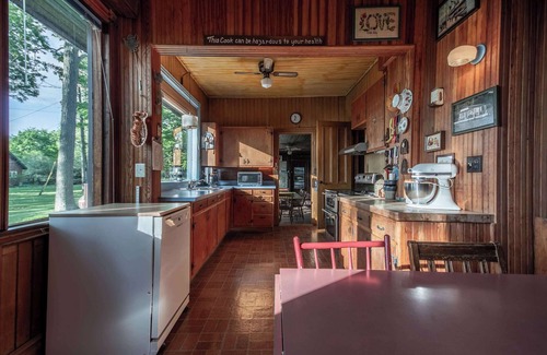 Frontenac House | Waterfront Island Retreat on Round Island w/dock