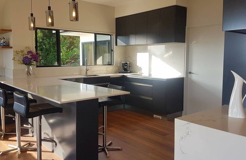 Kerikeri House | Waterfront Kerikeri - Treat Yourself!