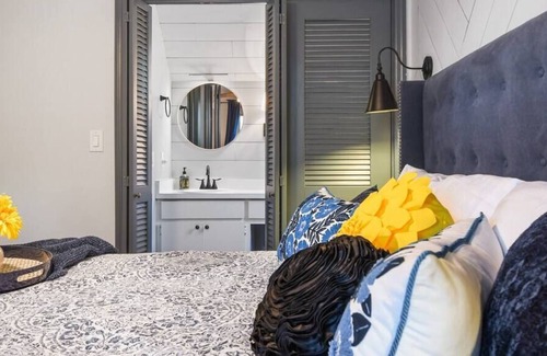 Conway Apartment | Waterfront King Guest Suite (Pet Friendly)