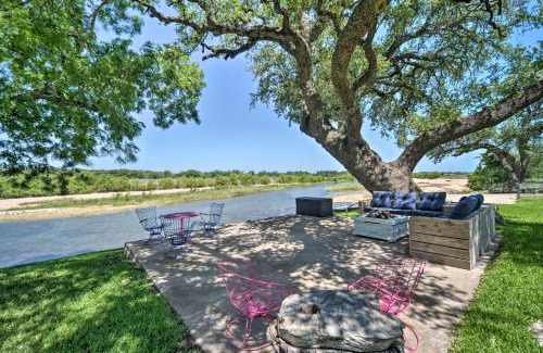 Kingsland House | Waterfront Kingsland Home with Pool and River Access