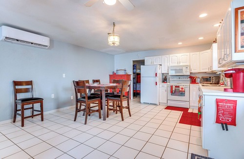 Burnet Cottage | Waterfront Lake Buchanan Cottage w/Kayaks!