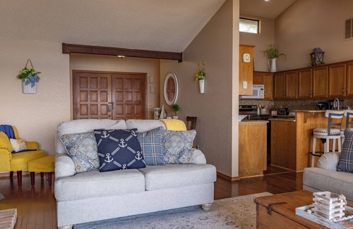 Eucha House | Waterfront lake house with your own private dock and amazing views.