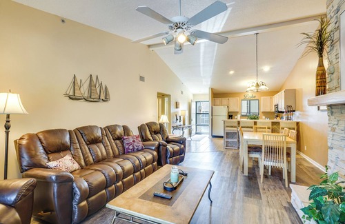 Osage Beach Condo | Waterfront Lazy Days Condo w/Views & Pool Access!