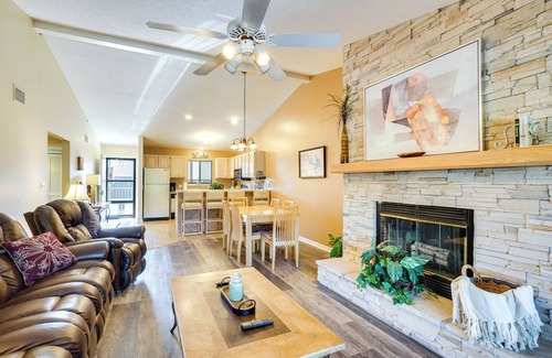 Osage Beach Condo | Waterfront Lazy Days Condo w/Views & Pool Access!