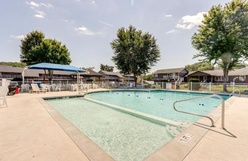 Osage Beach Apartment | Waterfront Lazy Days Condo with Views and Pool Access!