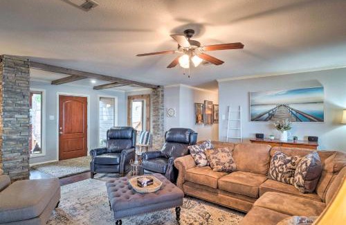 Negreet House | Waterfront Louisiana Vacation Rental with Dock!