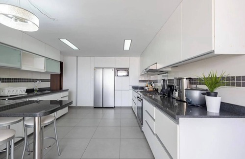 Senor De Los Milagros Apartment | WaterFront Luxe 4BR terrace Marriott King