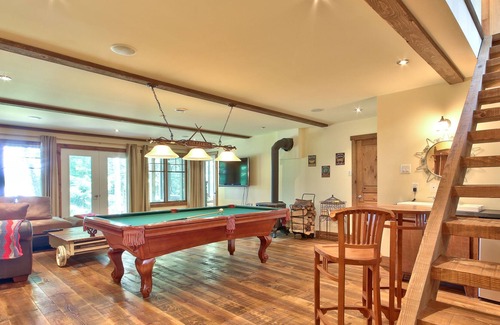 Mont-Tremblant Cottage | Waterfront Luxury Cottage with 5 Bedrooms and Inground Spa