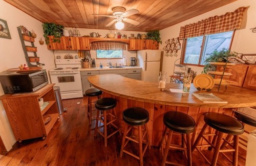 South Casco Cabin | Waterfront Maine cottage! Next to Sebago Lake State Park!