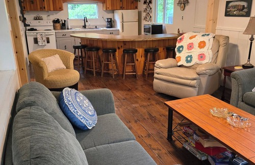South Casco Cabin | Waterfront Maine cottage! Next to Sebago Lake State Park!