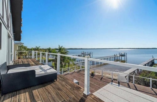 Riviera Bay Boat Rental | Waterfront Mansion: Pool- Hot Tub- Private Dock- 6BR