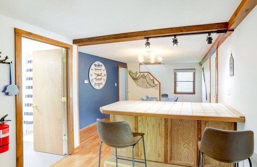Brooklyn Cottage | Waterfront Michigan Abode - Deck, Grill & Fire Pit