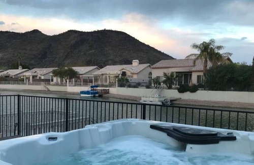 Arrowhead Lakes House | Waterfront Modern Retreat W/Mountain Views, Hot Tub, Gigablast Internet, NetFlix & More!