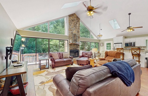 Morganton Cabin | Waterfront Mountain Cabin w/New Hot Tub, Large Deck, Firepit, Gas Grill & WiFi