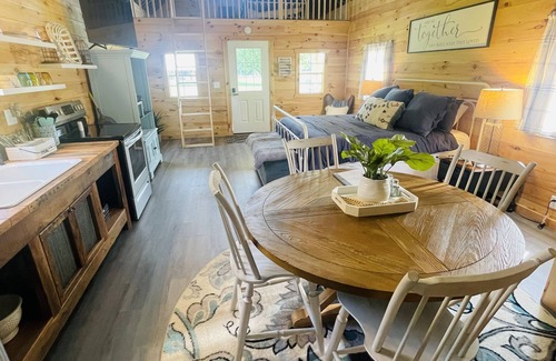 Mount Liberty Cabin | Waterfront Oasis Deep in Nature